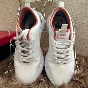 White vans ultrarange snickers